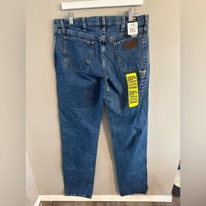 NWT Wrangler Regular Fit Men's Denim Jeans 32X36
